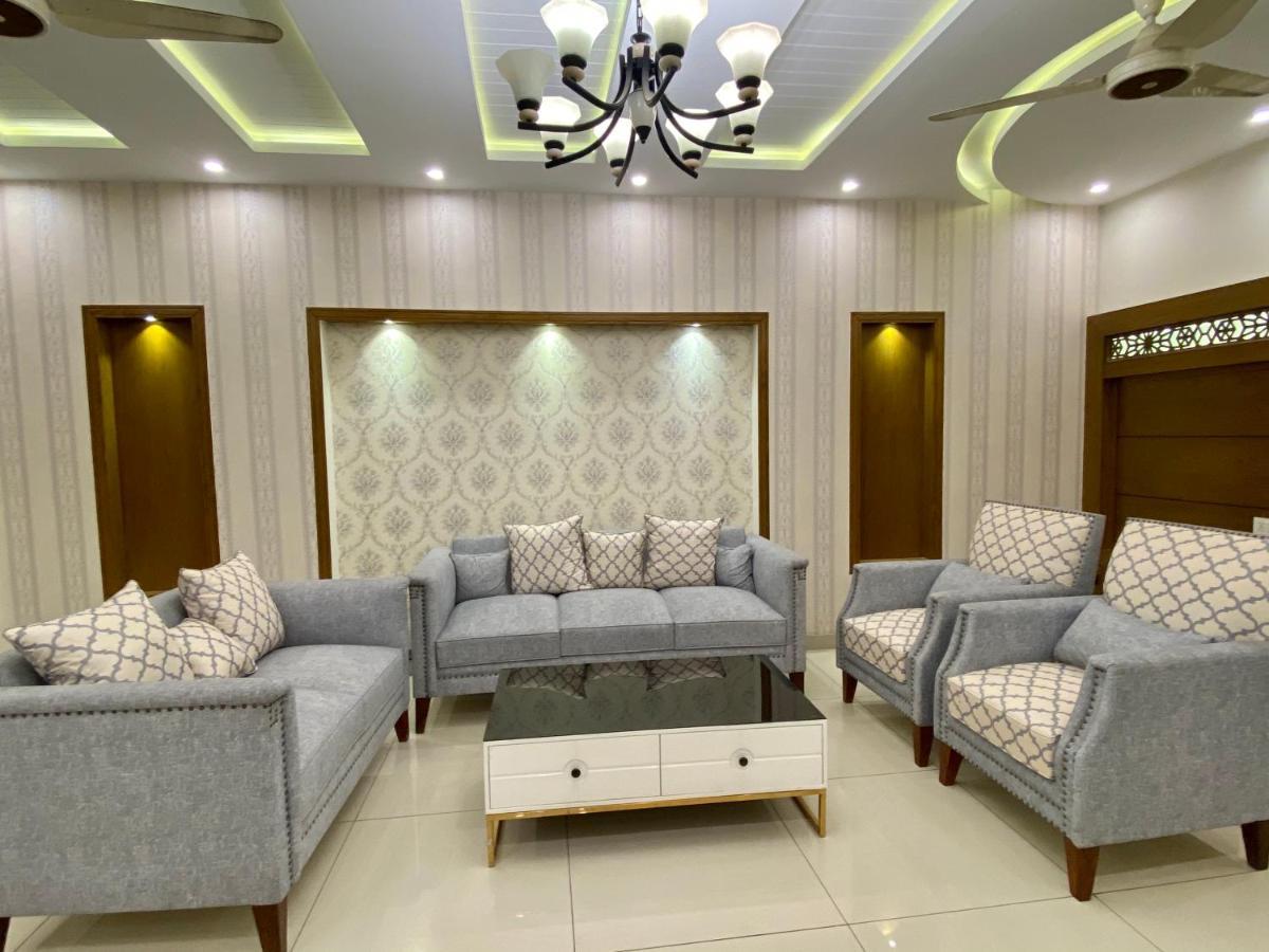 Luxury Guest House In Bahria Town Ραβαλπίντι Εξωτερικό φωτογραφία