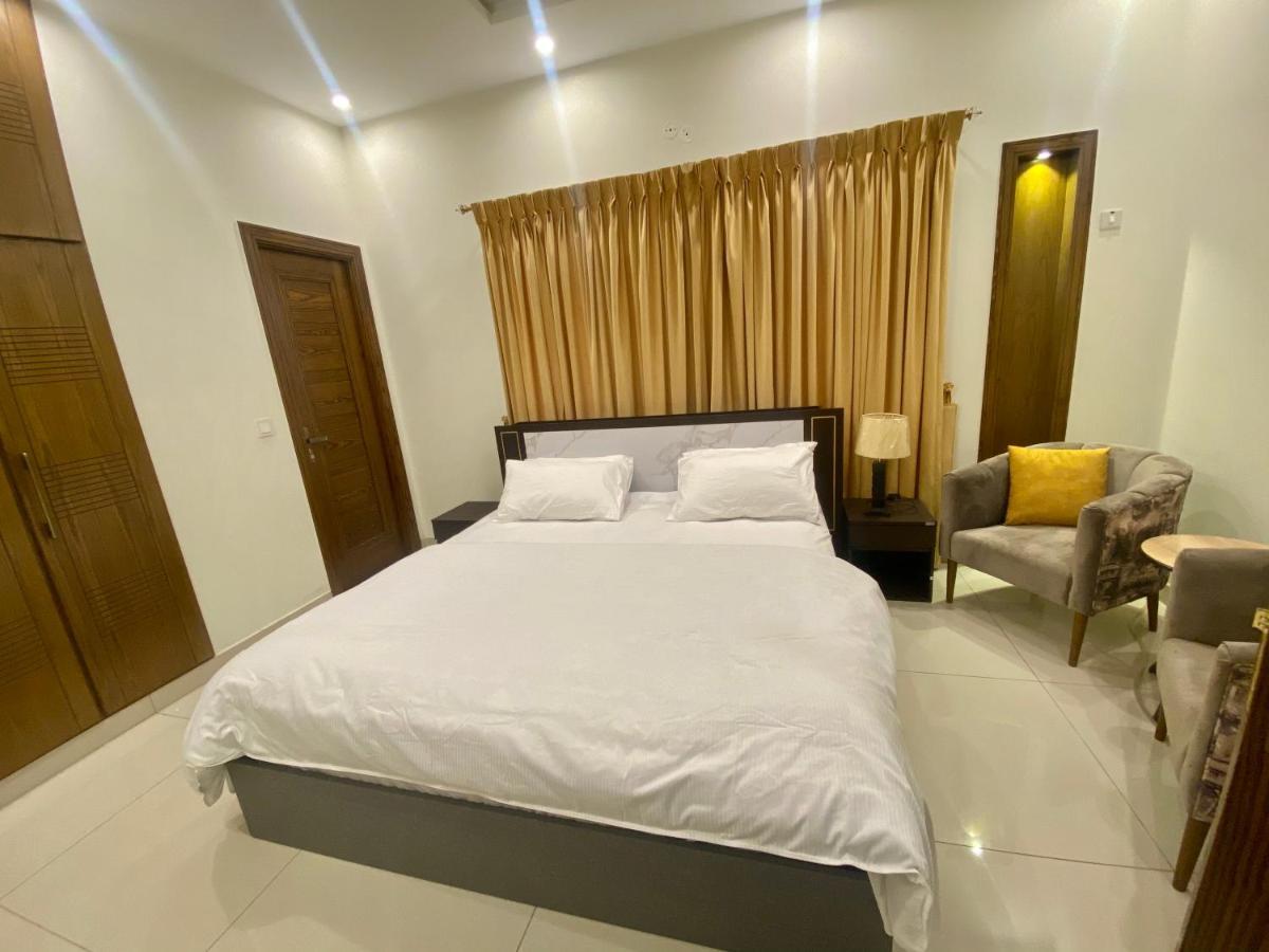 Luxury Guest House In Bahria Town Ραβαλπίντι Εξωτερικό φωτογραφία