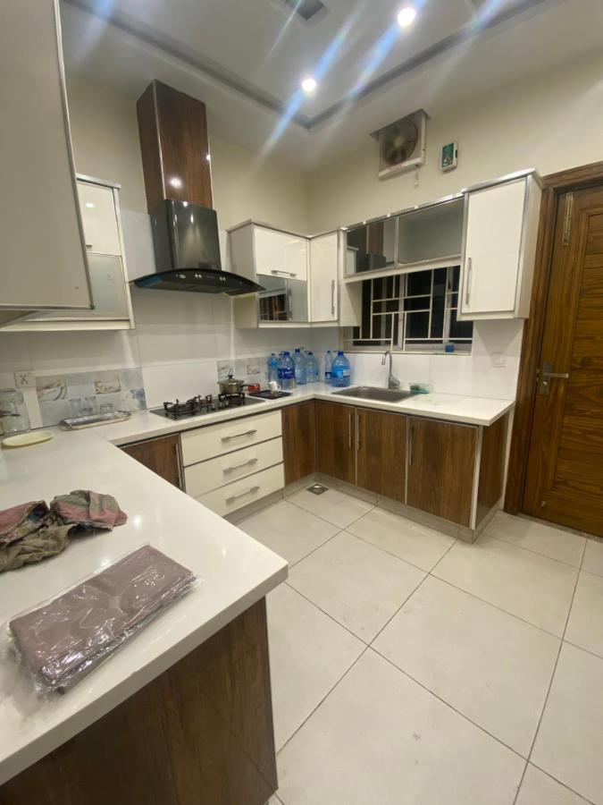 Luxury Guest House In Bahria Town Ραβαλπίντι Εξωτερικό φωτογραφία