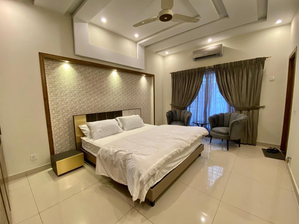 Luxury Guest House In Bahria Town Ραβαλπίντι Εξωτερικό φωτογραφία