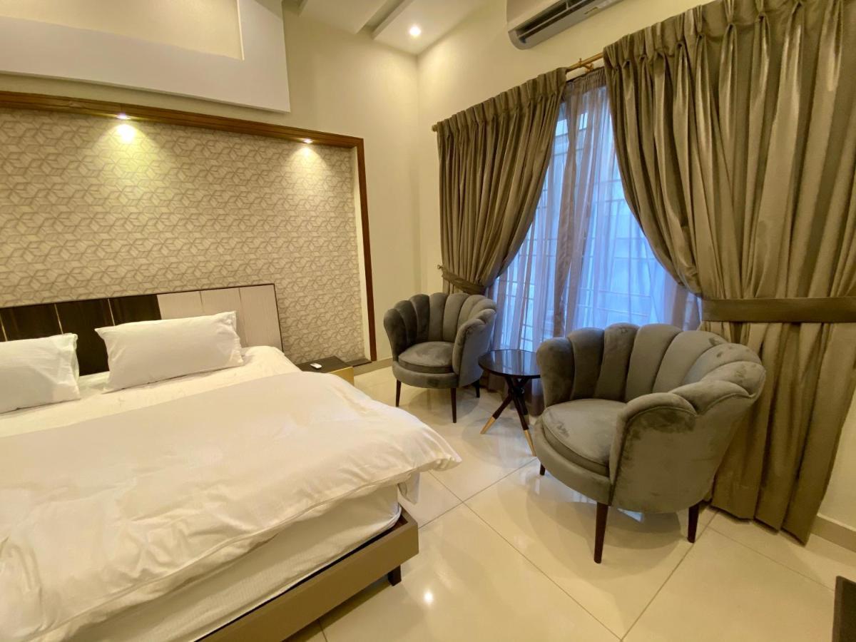 Luxury Guest House In Bahria Town Ραβαλπίντι Εξωτερικό φωτογραφία