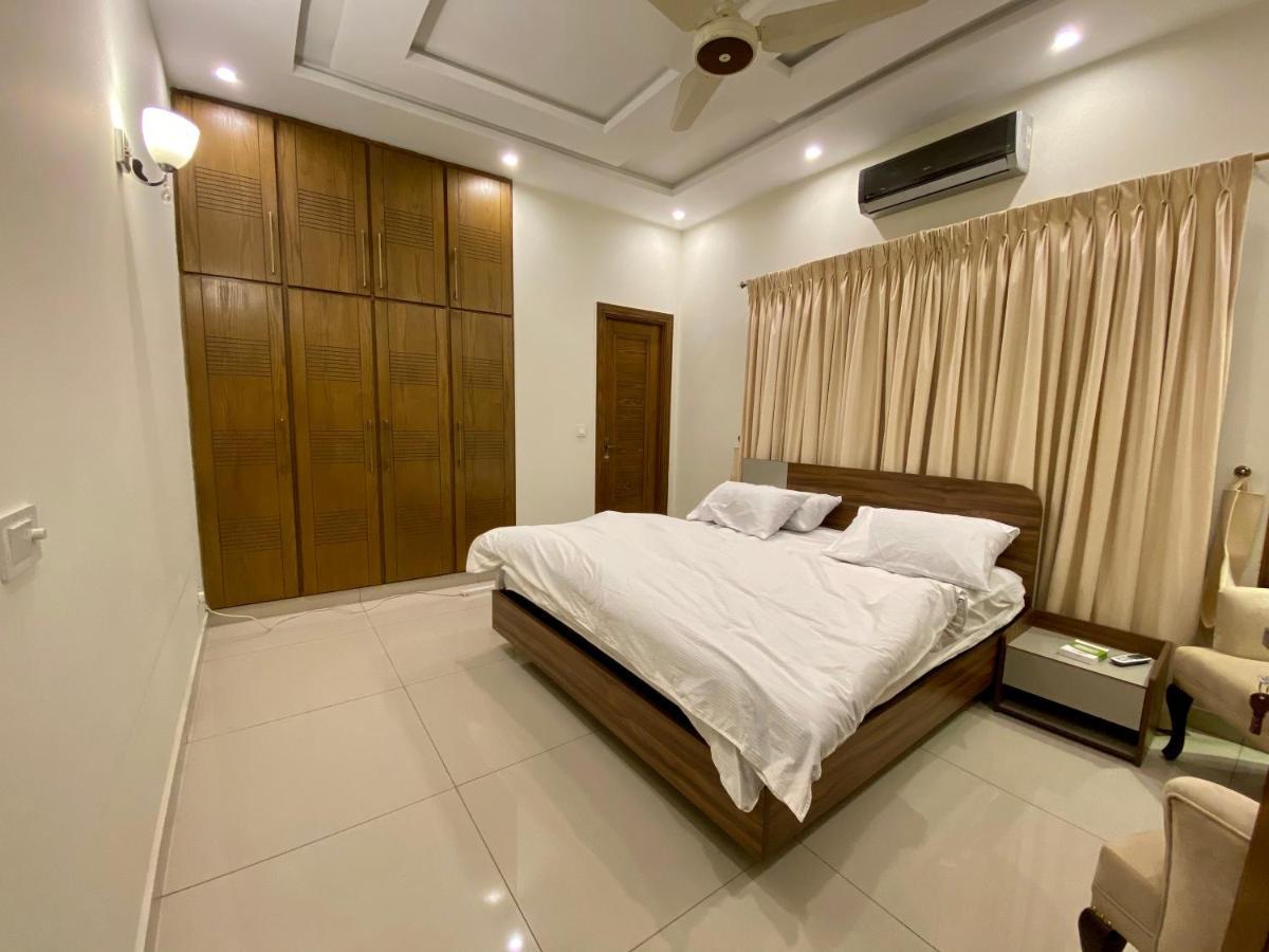 Luxury Guest House In Bahria Town Ραβαλπίντι Εξωτερικό φωτογραφία
